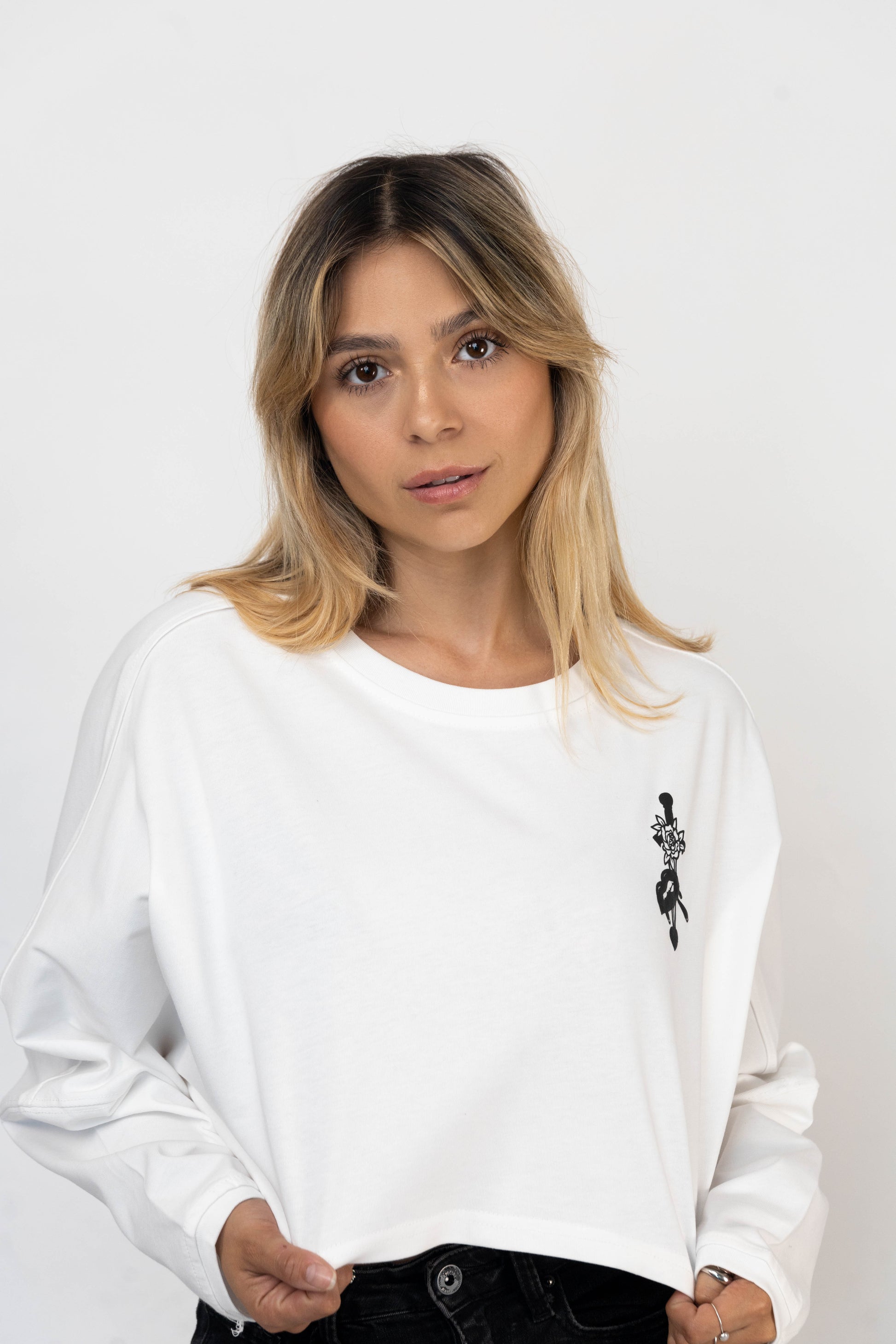 A CLOSED MOUTH - EDITION I