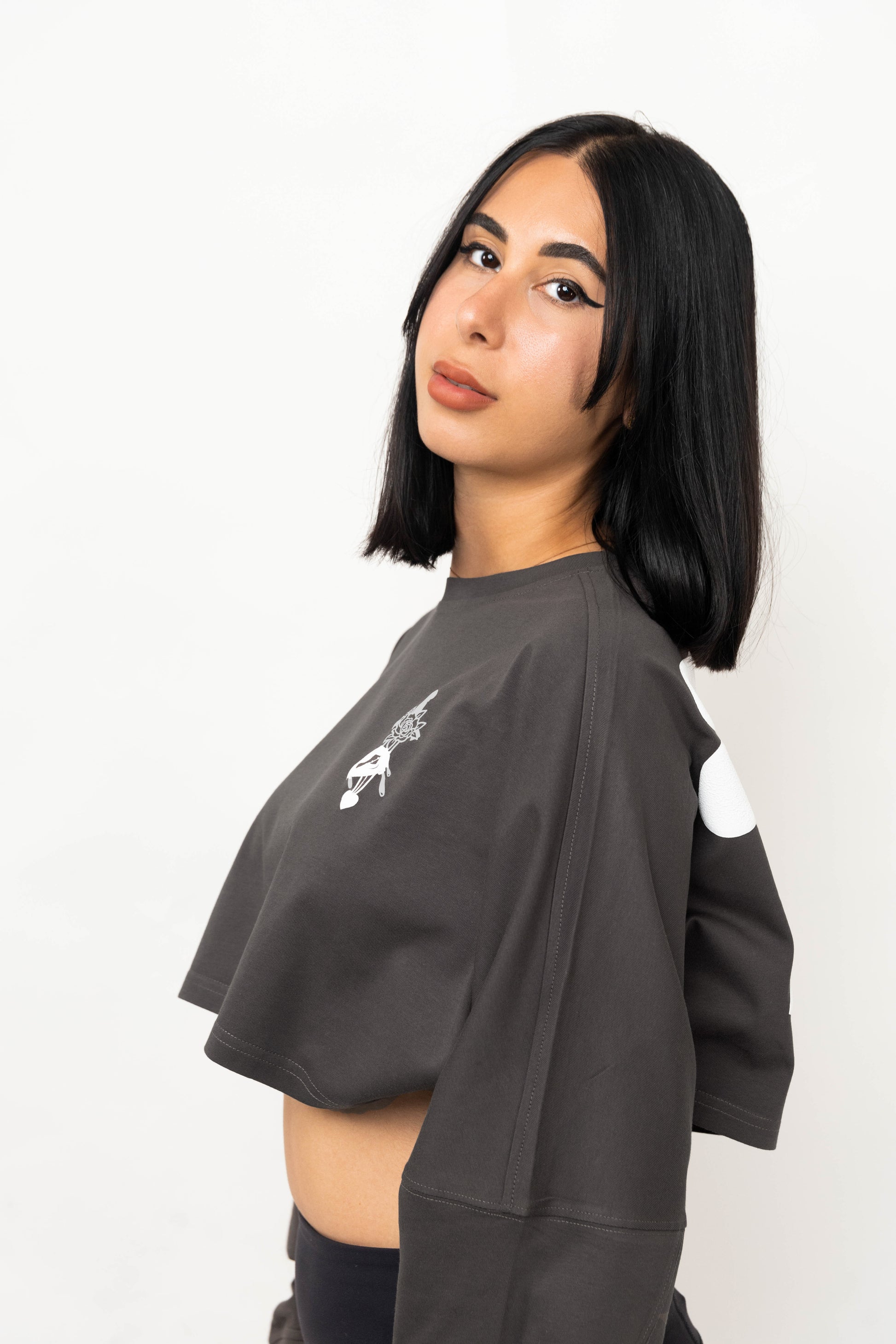 A CLOSED MOUTH - EDITION I